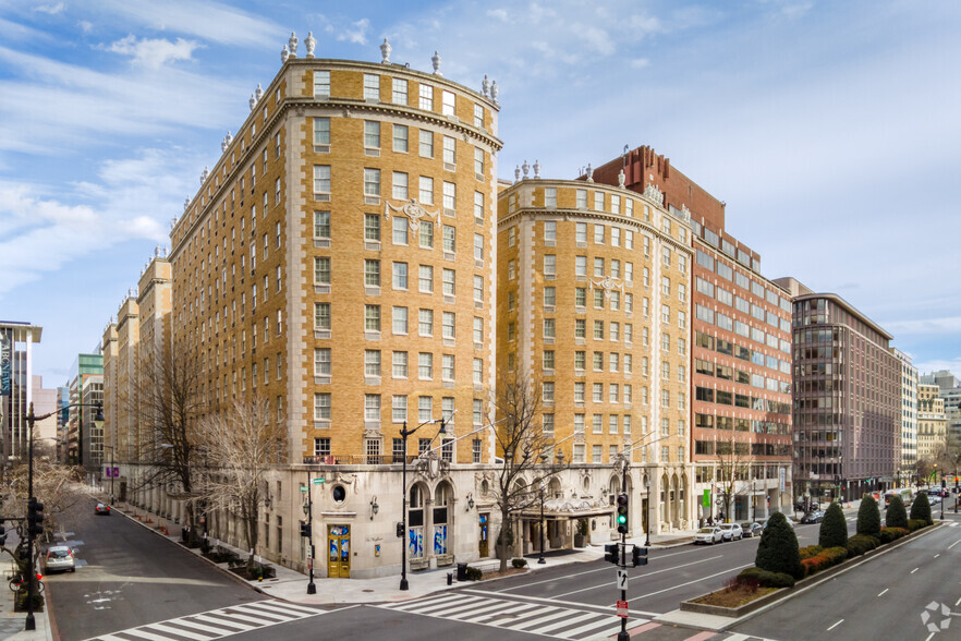 1127 Connecticut Ave NW, Washington, DC for lease - Building Photo - Image 1 of 5