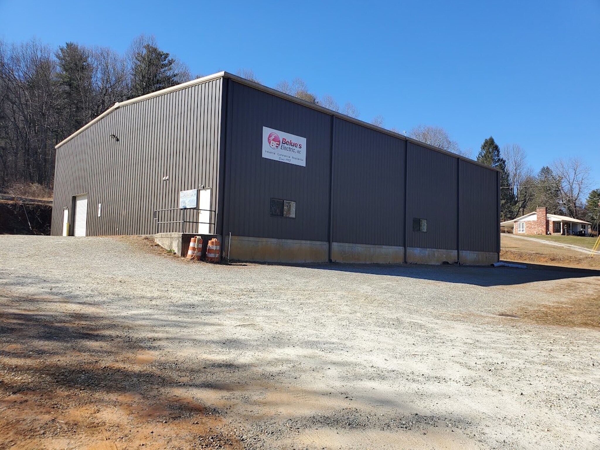 838 Roper Rd, Flat Rock, NC for sale Primary Photo- Image 1 of 1