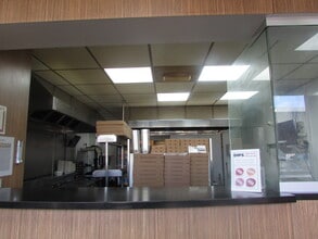 26 Sundon Park Para, Luton for lease Building Photo- Image 2 of 18