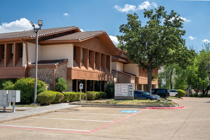 1170 Corporate Dr W, Arlington, TX for lease - Building Photo - Image 1 of 4