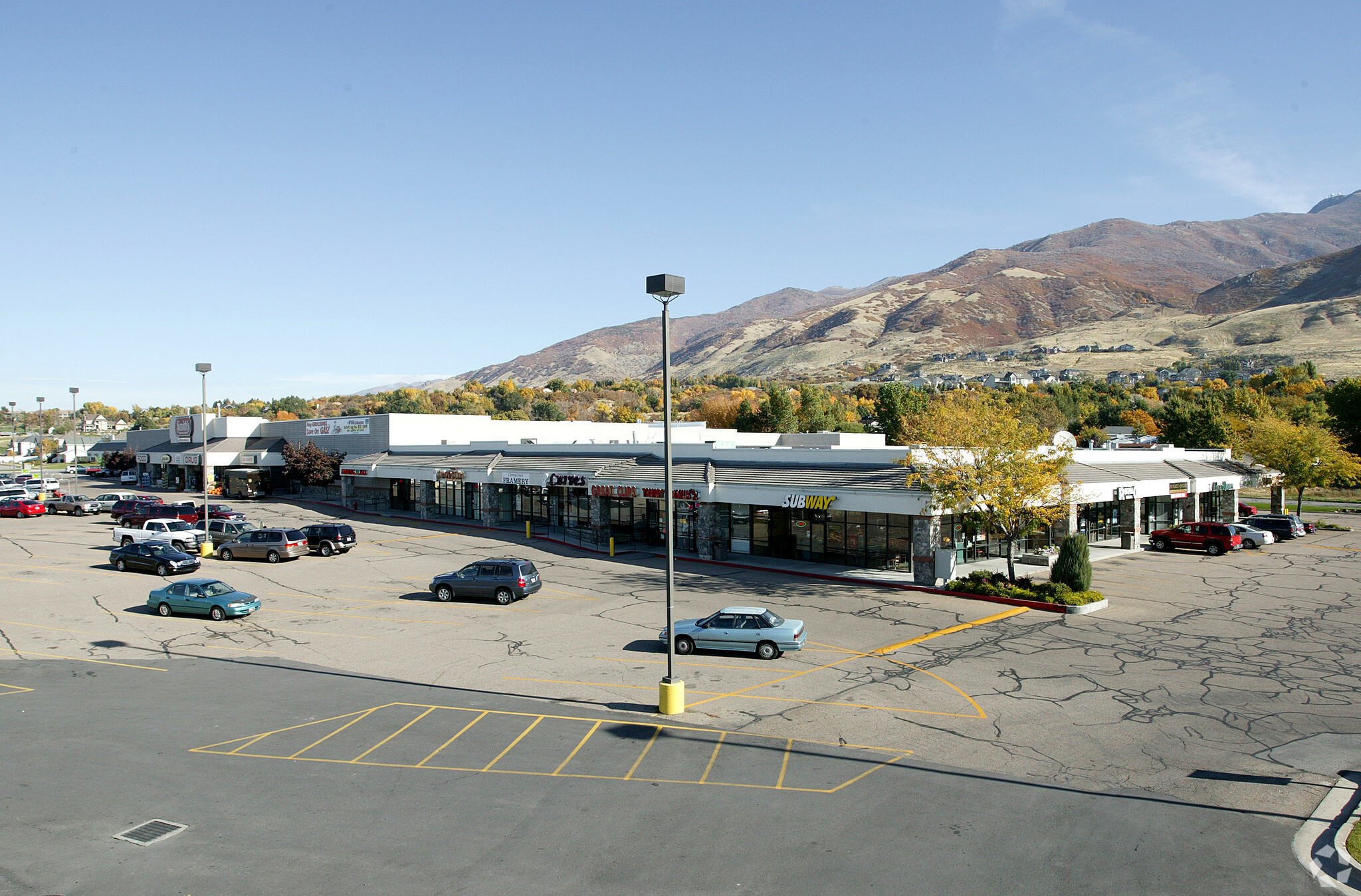 828 W Shepard Ln, Farmington, UT for lease Primary Photo- Image 1 of 18