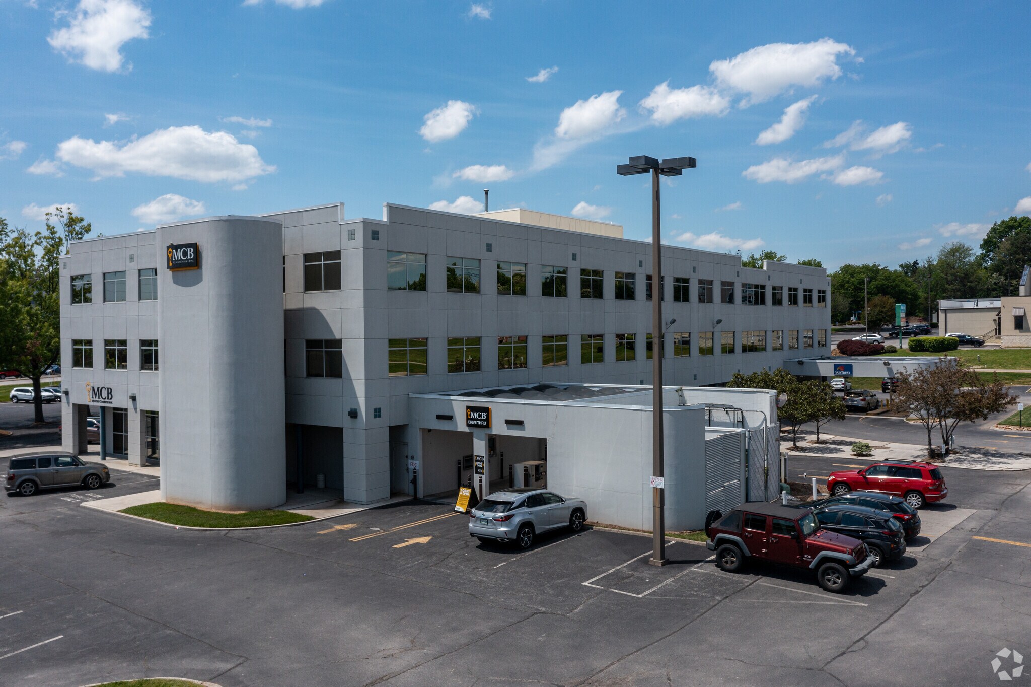 320 N Cedar Bluff Rd, Knoxville, TN 37923 The Stokely Office Building