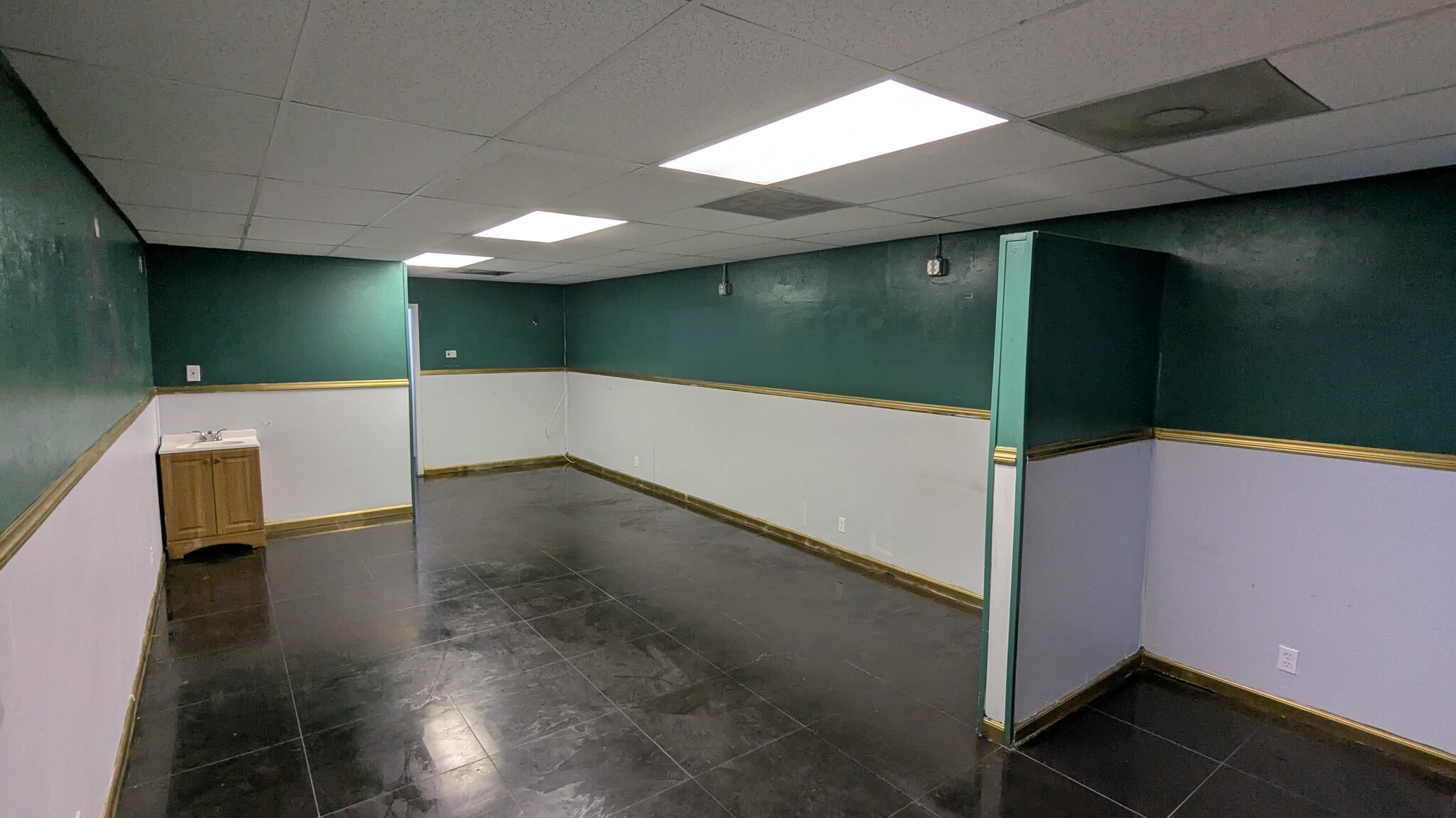 2457-2459 E Commercial Blvd, Fort Lauderdale, FL for lease Interior Photo- Image 1 of 3