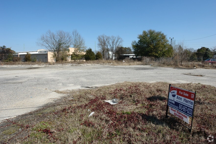 319 W Lucas St, Florence, SC for sale - Primary Photo - Image 2 of 3
