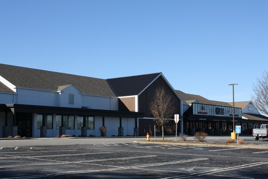 71-101 Carver Rd, Plymouth, MA for lease - Building Photo - Image 3 of 8