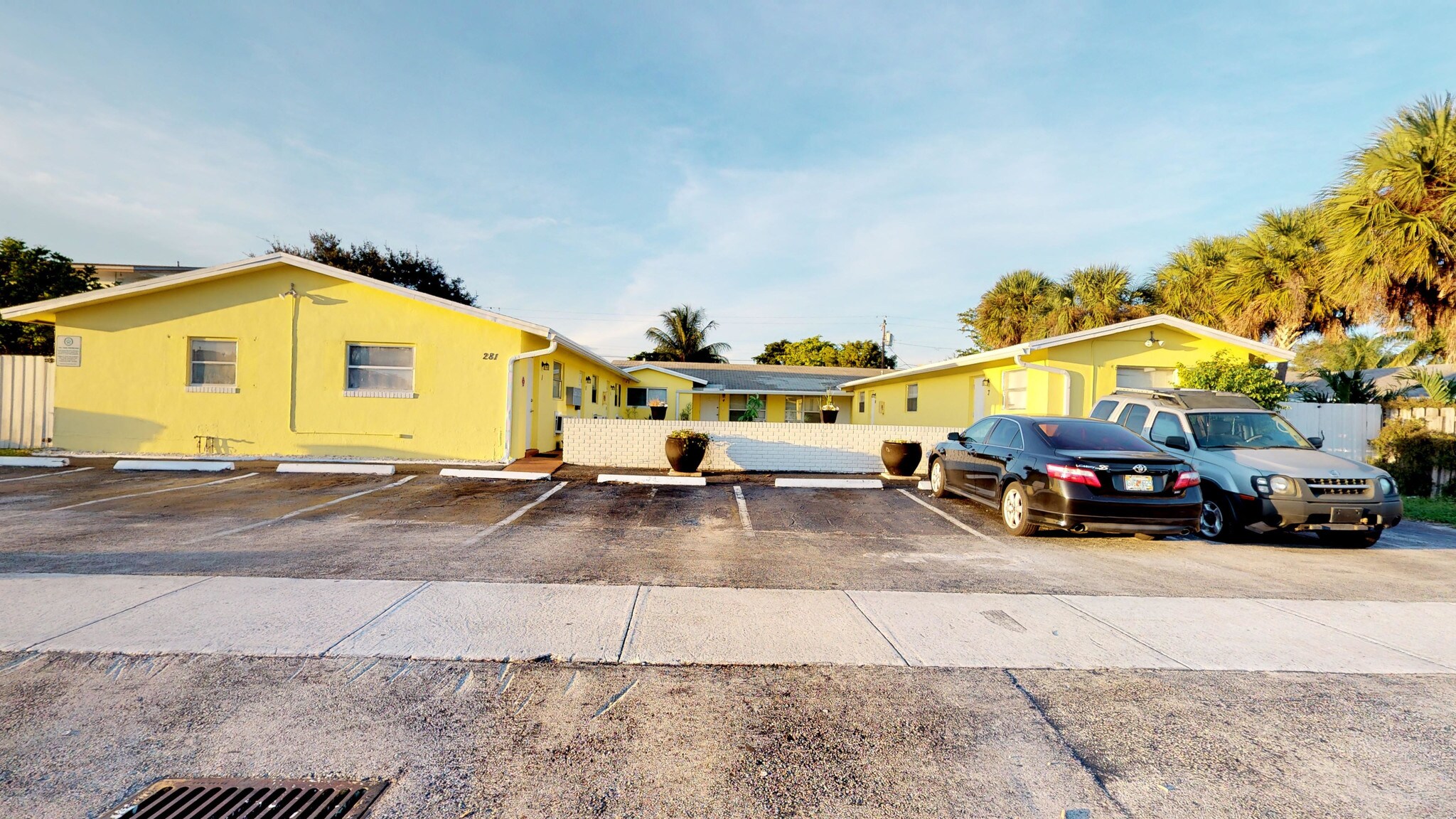281 NW 40th St, Oakland Park, FL for sale Building Photo- Image 1 of 1