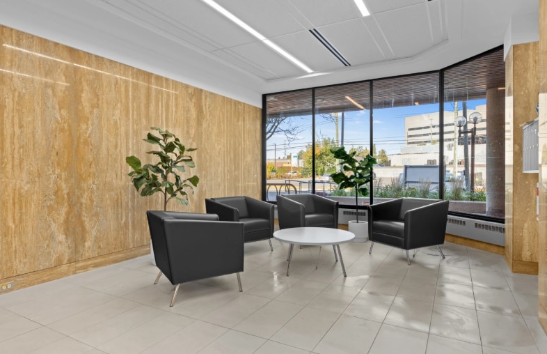 1431 Merivale Rd, Ottawa, ON for lease - Interior Photo - Image 3 of 4