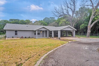 601 Spring St, Round Rock, TX for lease Interior Photo- Image 1 of 47