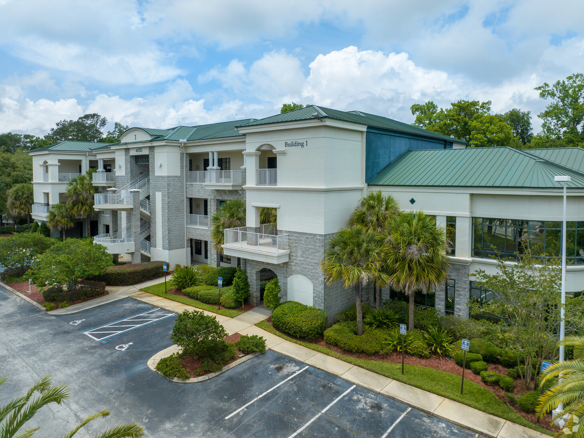 4555 Emerson Pky, Jacksonville, FL for lease Building Photo- Image 1 of 9