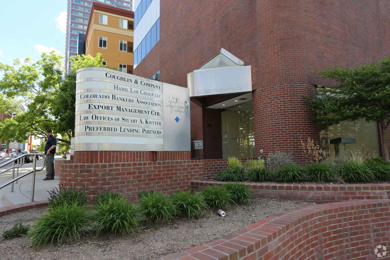 View Photo