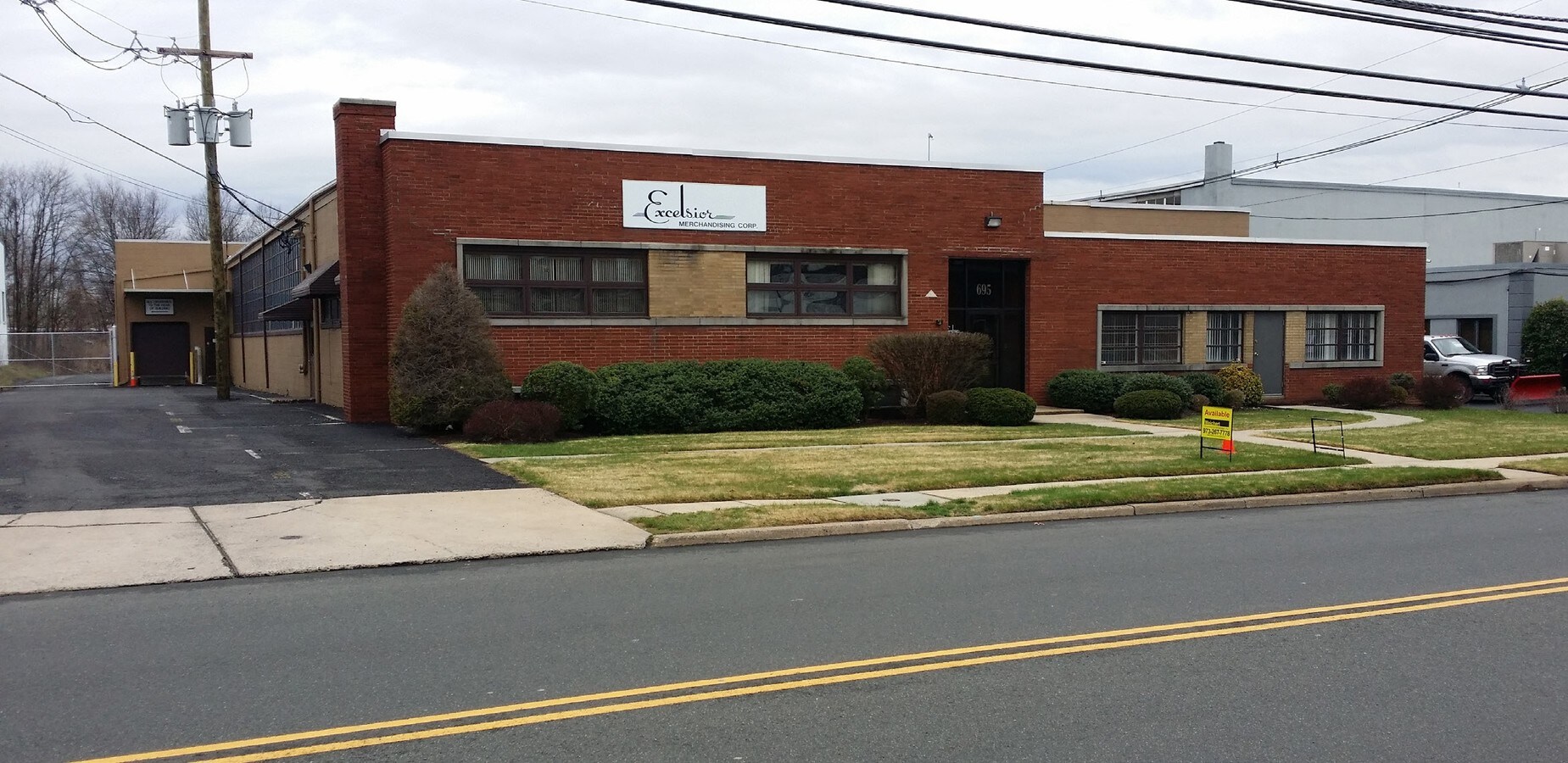 695 Rahway Ave, Union, NJ 07083