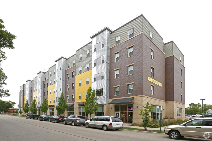 901 State St, La Crosse, WI for sale - Primary Photo - Image 1 of 1