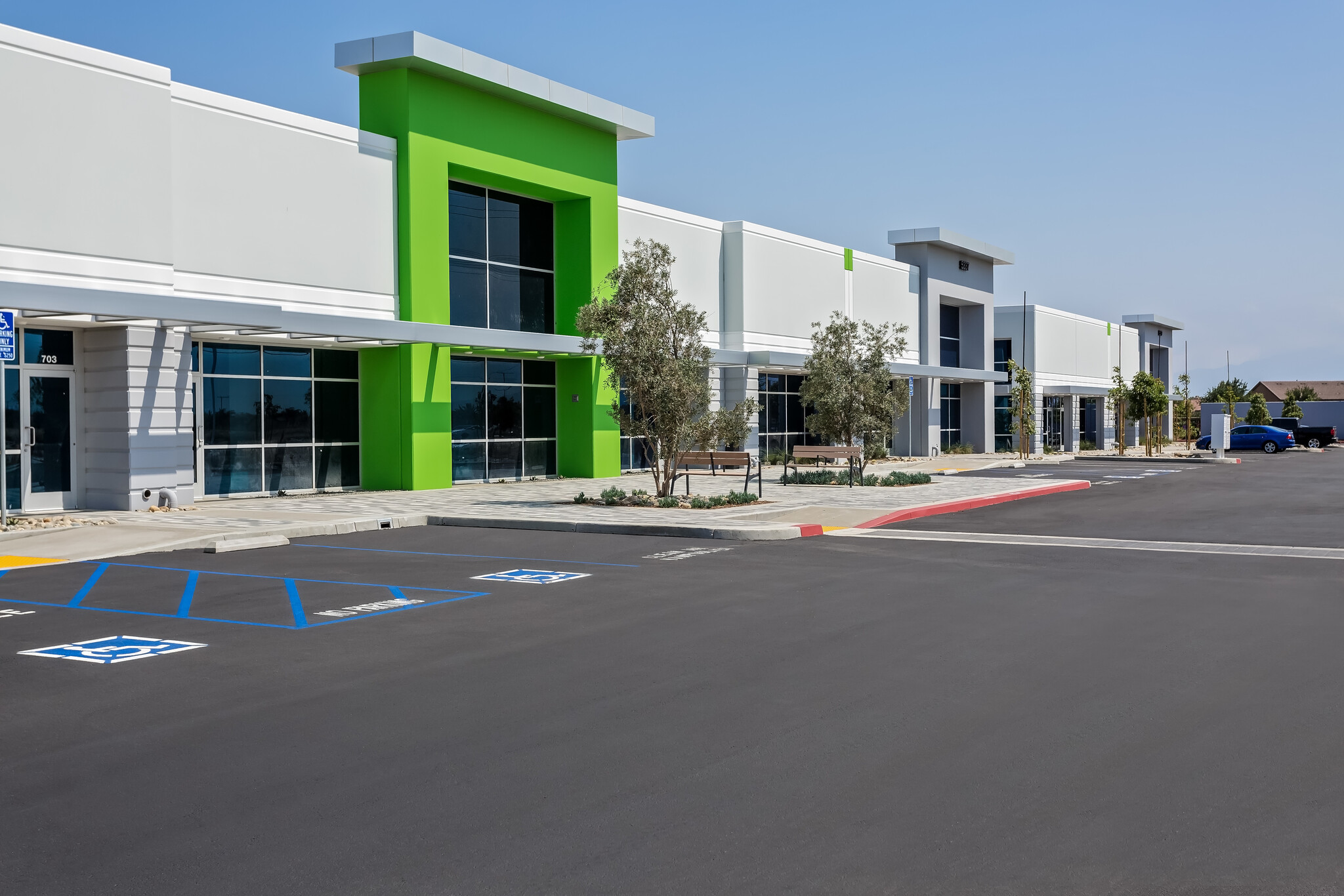 5379 Hamner Ave, Eastvale, CA for lease Building Photo- Image 1 of 6