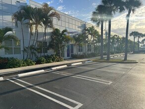 4005 NW 114th Ave, Doral, FL for lease Interior Photo- Image 2 of 7