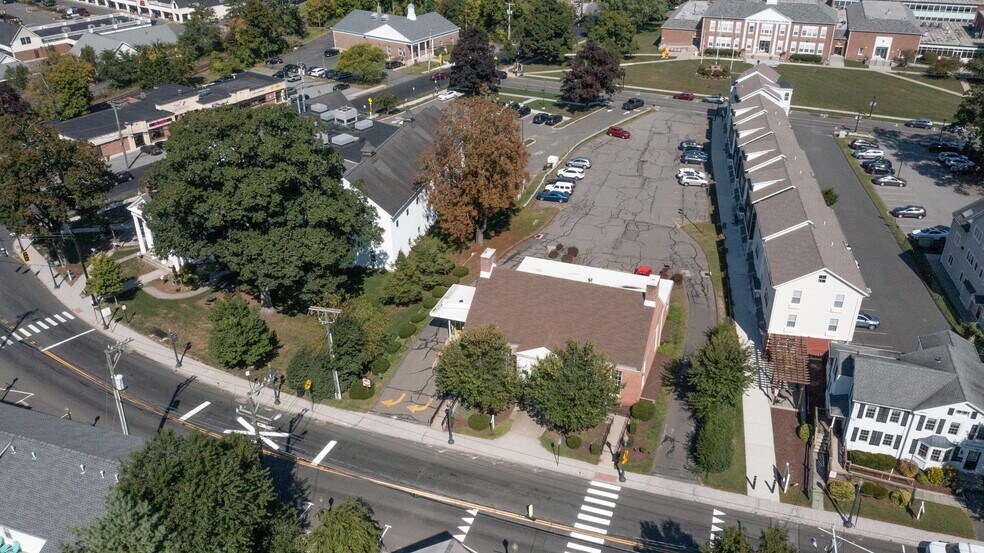 159 Greenwood Ave, Bethel, CT for lease - Building Photo - Image 3 of 38