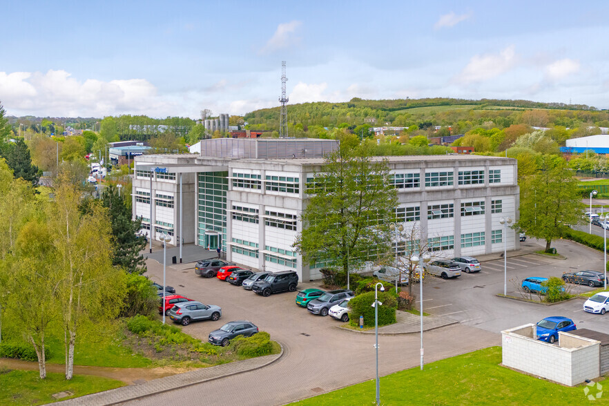 Gelderd Rd, Leeds for lease - Building Photo - Image 1 of 26