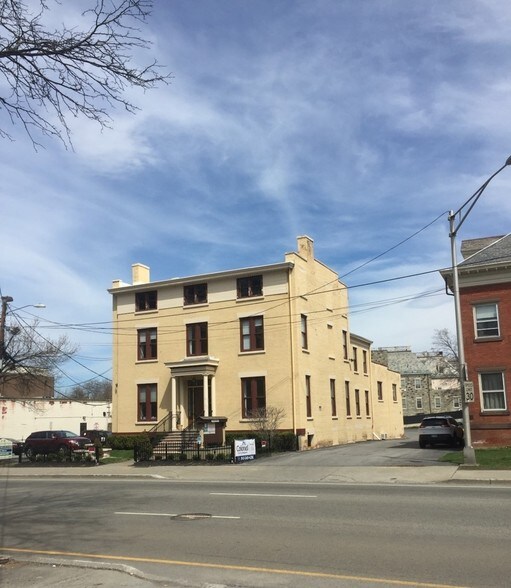 267 Mill St, Poughkeepsie, NY for sale - Building Photo - Image 1 of 1