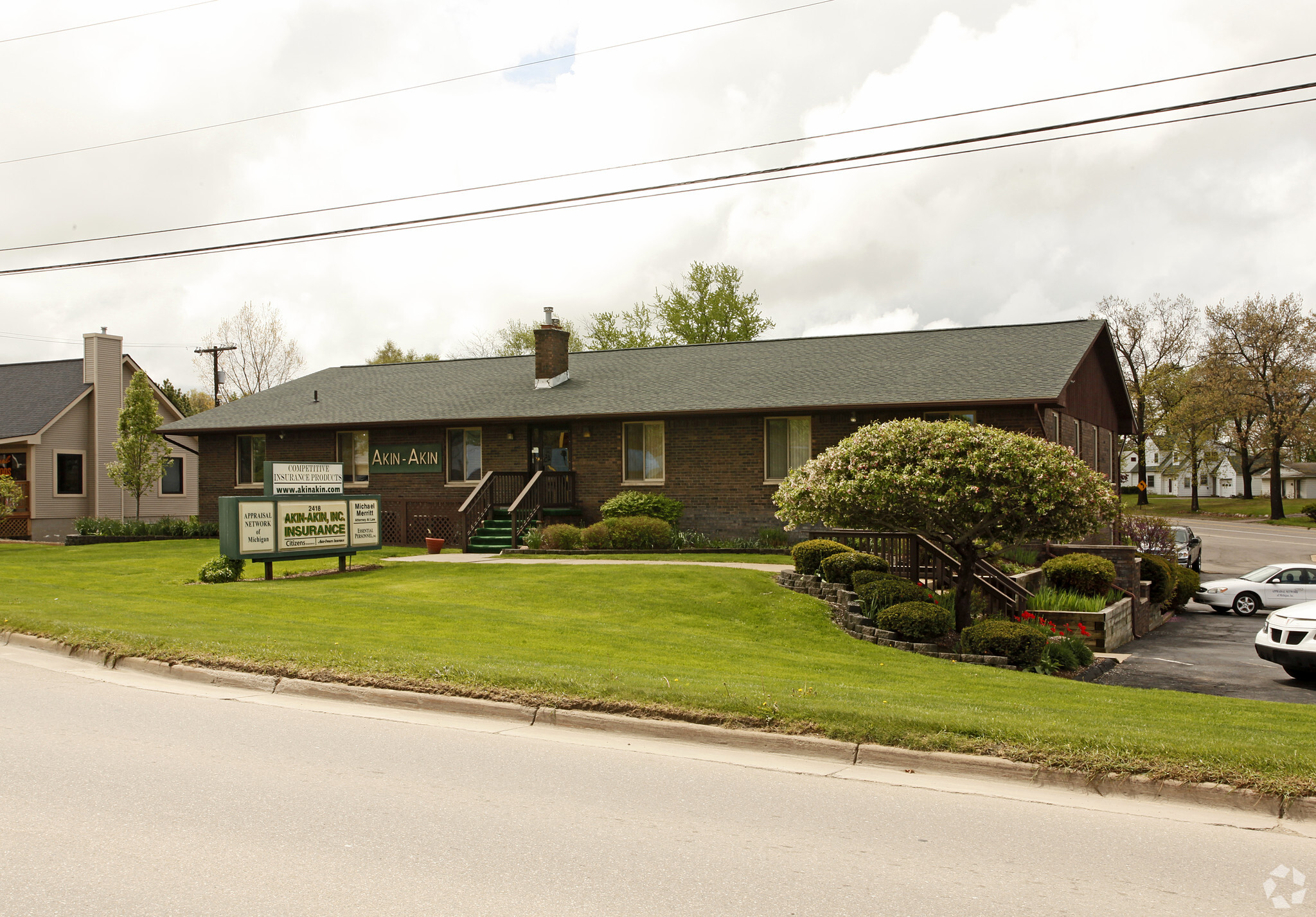 2418 E Grand River Ave, Howell, MI for sale Primary Photo- Image 1 of 1