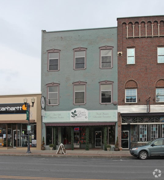 40-42 Seneca St, Geneva, NY for sale - Primary Photo - Image 1 of 1