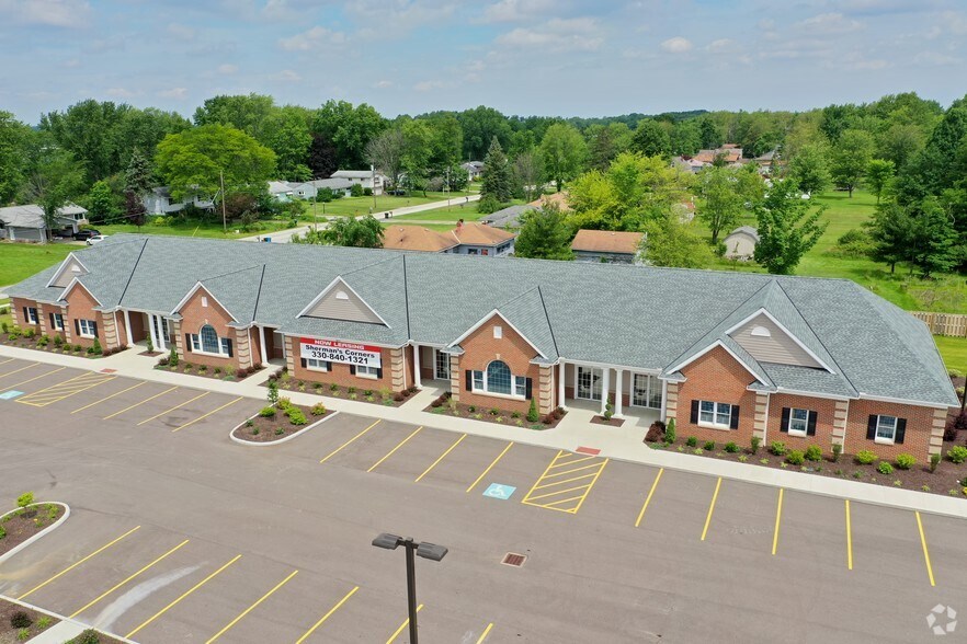 2875 Center Rd, Brunswick, OH 44212