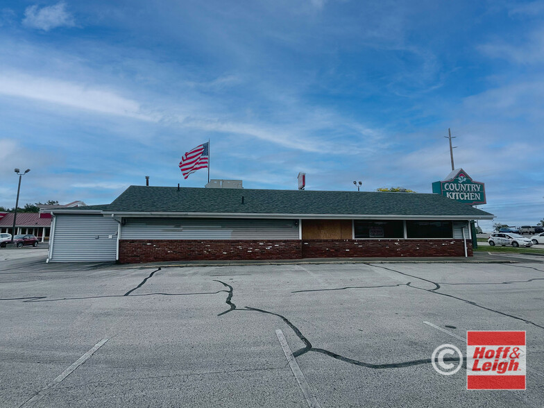 517 Griswold Rd, Elyria, OH for lease - Building Photo - Image 2 of 3