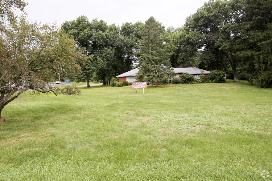 2601 Wilmington Rd, New Castle, PA for sale - Primary Photo - Image 1 of 1