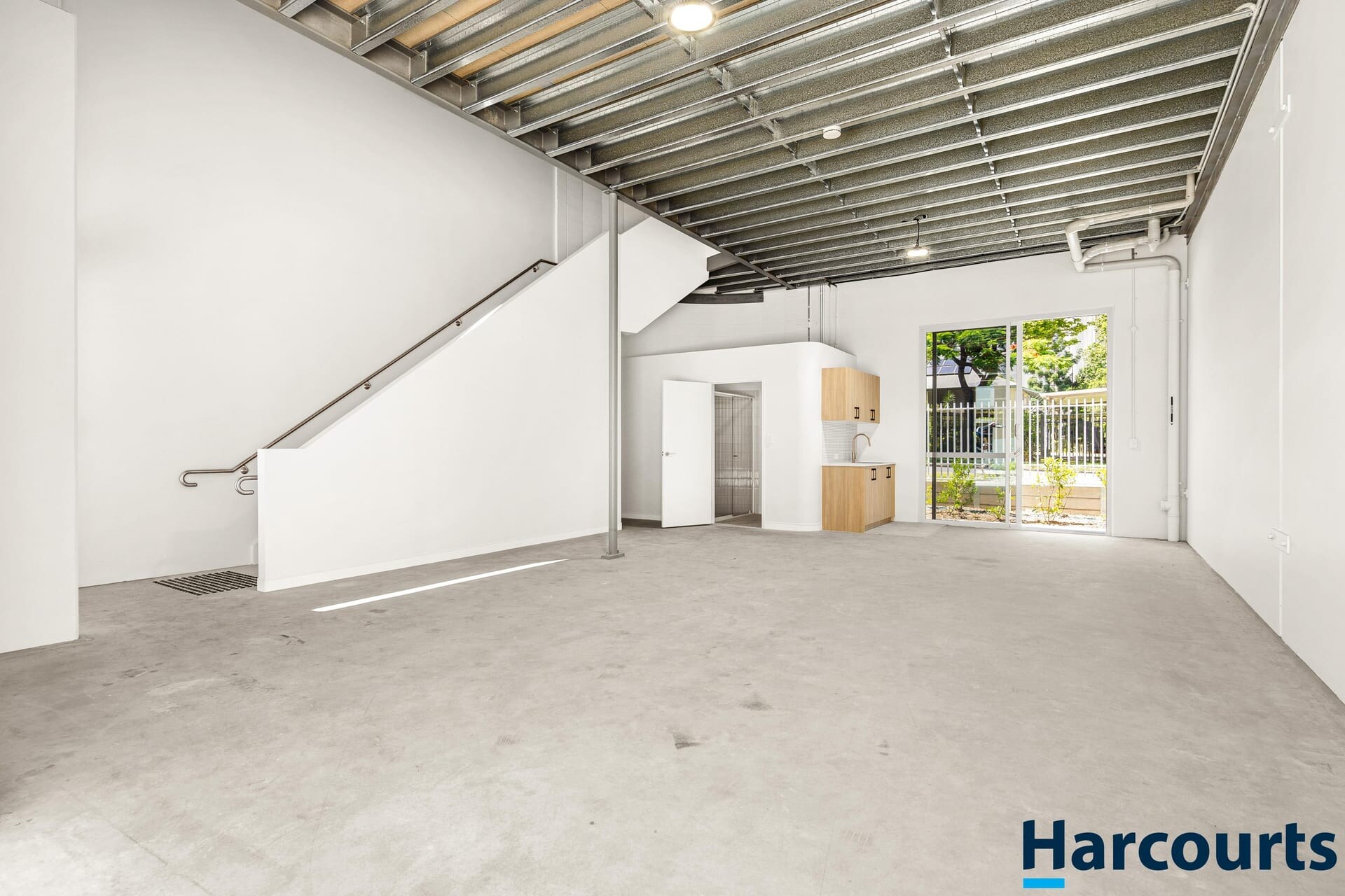 55 Lofter Street, Tennyson for lease Interior Photo- Image 1 of 4