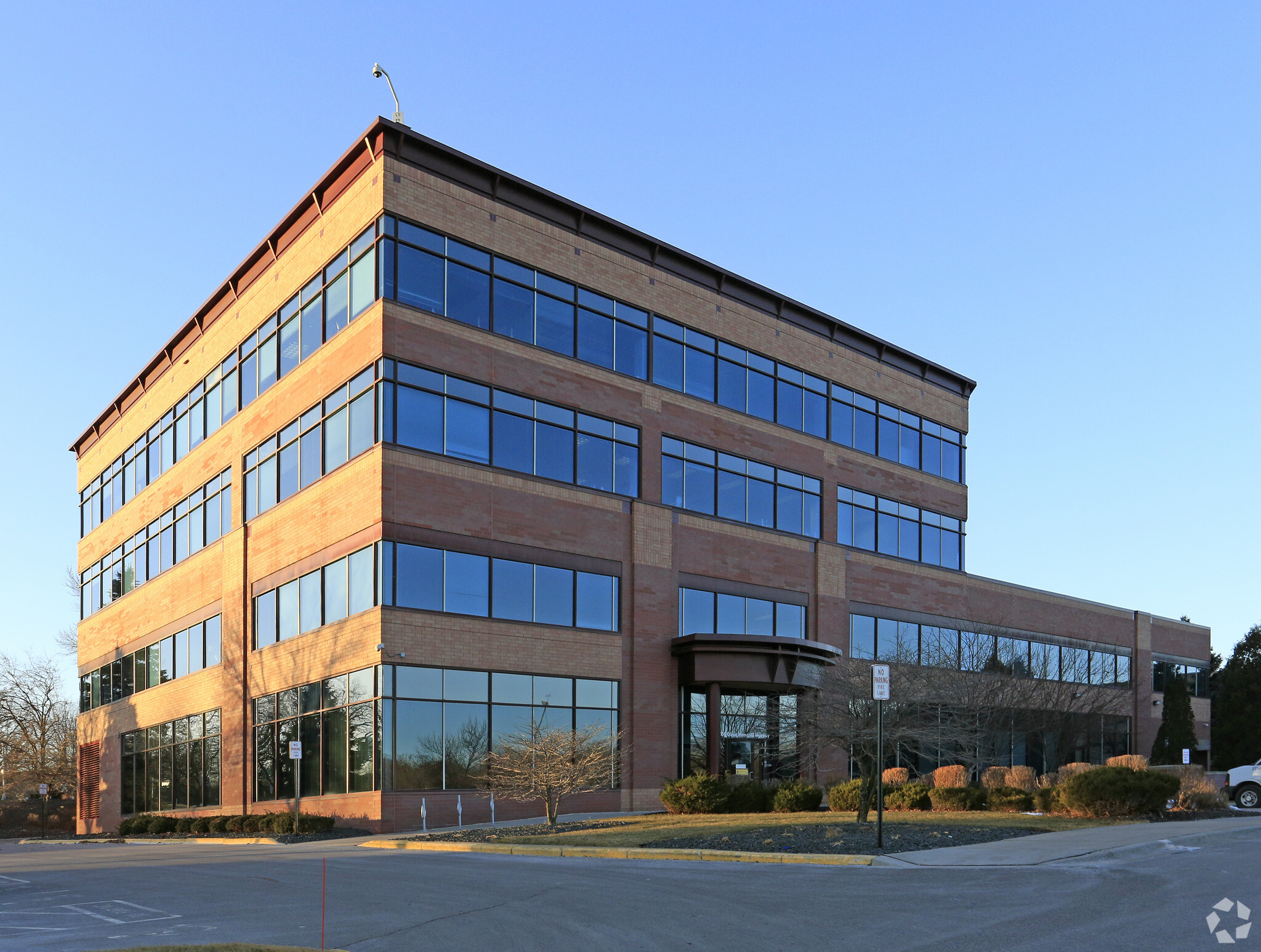 4150 Olson Memorial Hwy, Golden Valley, Mn 55422 - Wirth Corporate 