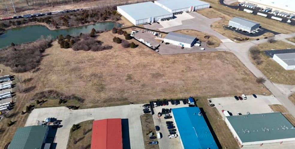 00 Emerald Way, Middletown, OH for lease - Building Photo - Image 3 of 10