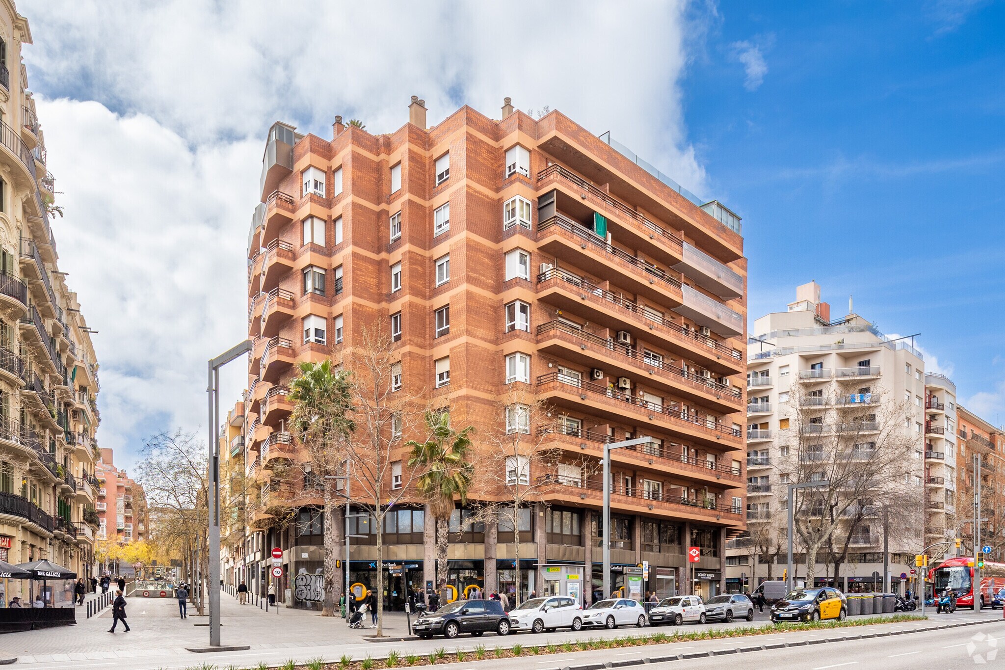 Avinguda del Paral.lel, 133, Barcelona, Barcelona for sale Primary Photo- Image 1 of 1