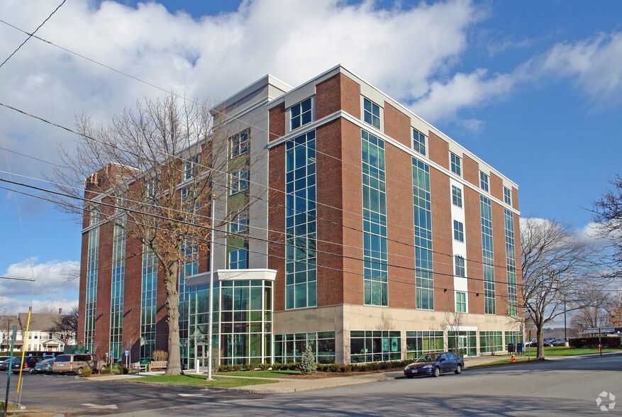 2 Pillsbury St, Concord, NH for sale - Building Photo - Image 2 of 14