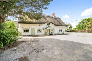 More details for Brimpton Common, Reading - Retail for Sale