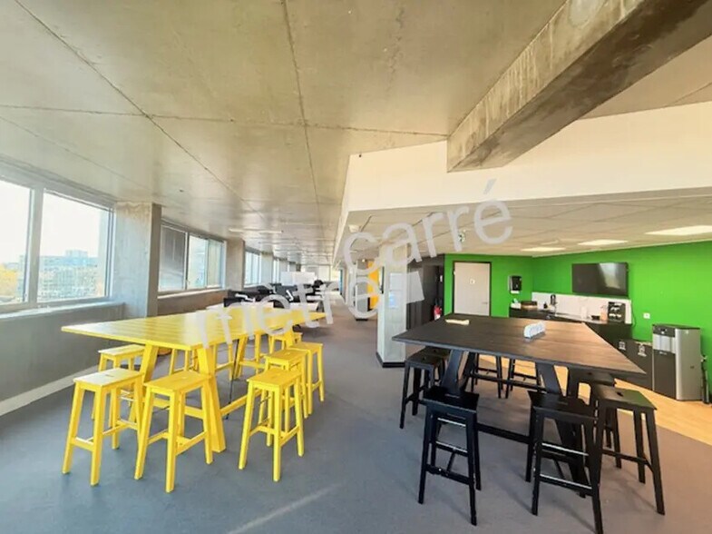 Office in Nantes for lease - Interior Photo - Image 3 of 8