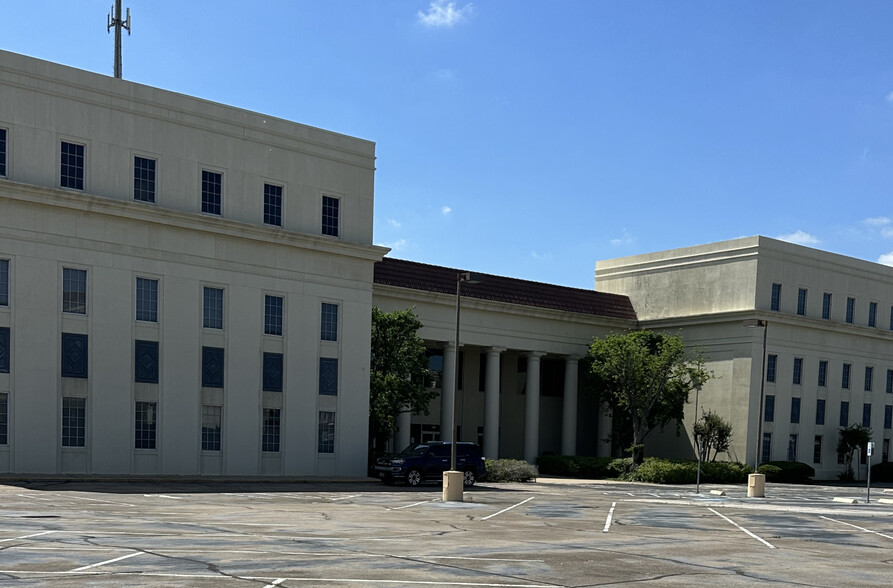 350 Magnolia Ave, Beaumont, TX for sale - Building Photo - Image 1 of 21