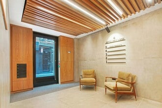 4-10 Artillery Ln, London for lease Interior Photo- Image 1 of 4