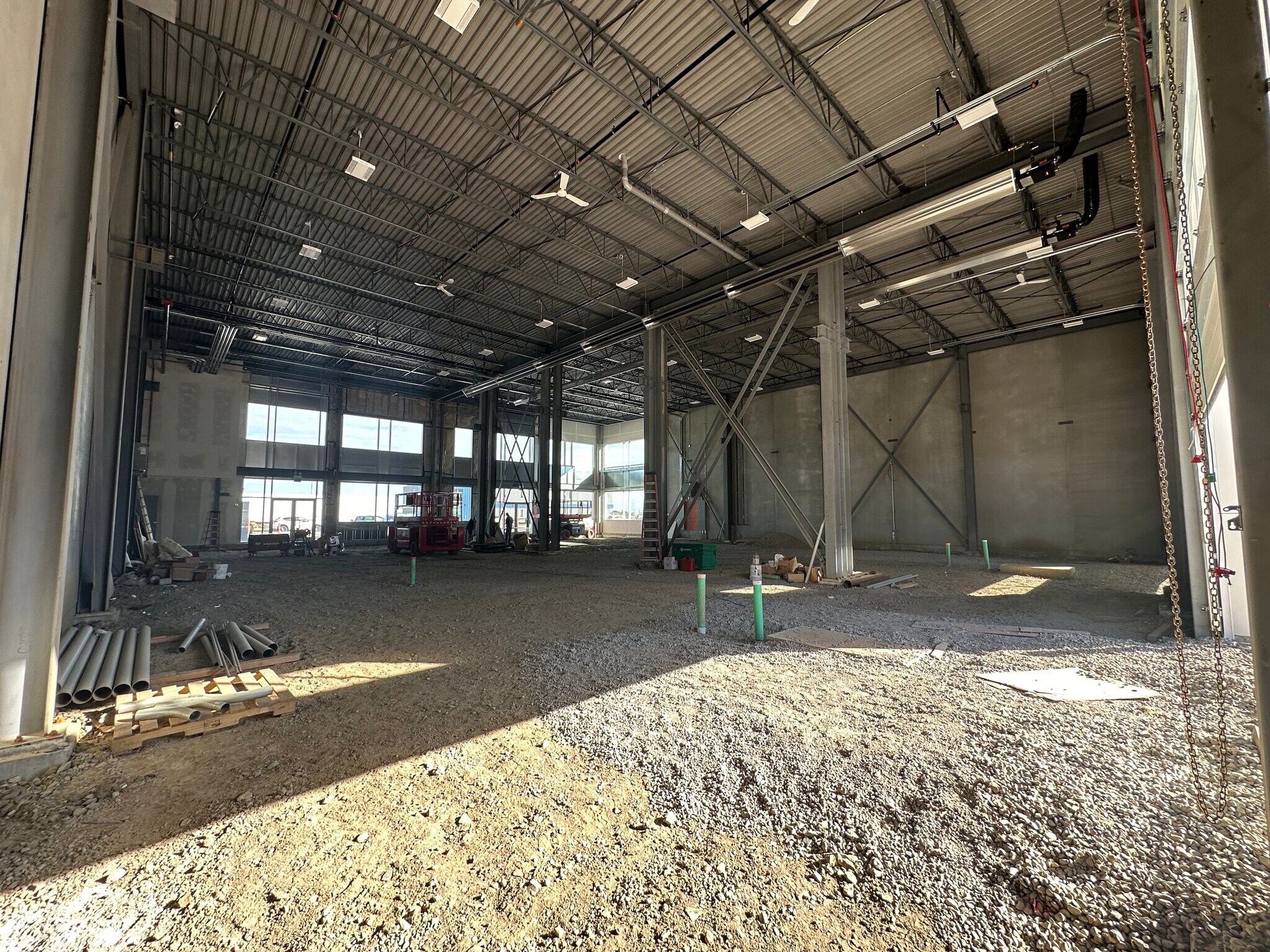 7071 107 Av SE, Calgary, AB for sale Interior Photo- Image 1 of 1