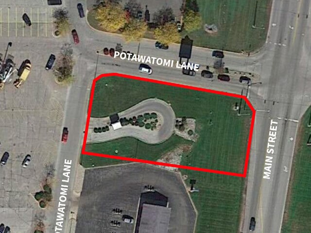 2110 S Main St, Rochester, IN for sale - Building Photo - Image 3 of 7