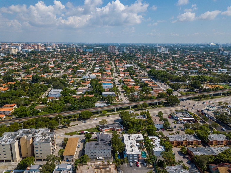 3250 S Dixie Hwy, Miami, FL for sale - Aerial - Image 3 of 16