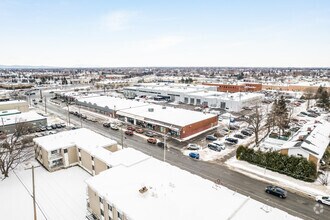 299-305 Rue Lawrence, Longueuil, QC - AERIAL  map view