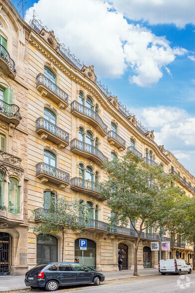 Carrer d'Ausiàs March, 36, Barcelona, Barcelona for lease - Building Photo - Image 1 of 5