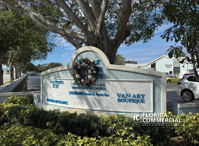 3776 SE Ocean Blvd, Stuart, FL for lease - Building Photo - Image 3 of 4