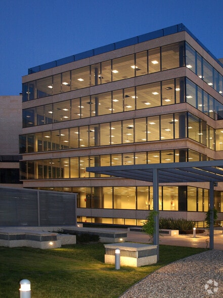 Avenida Transición Española, 34, Alcobendas, Madrid for lease - Building Photo - Image 3 of 3