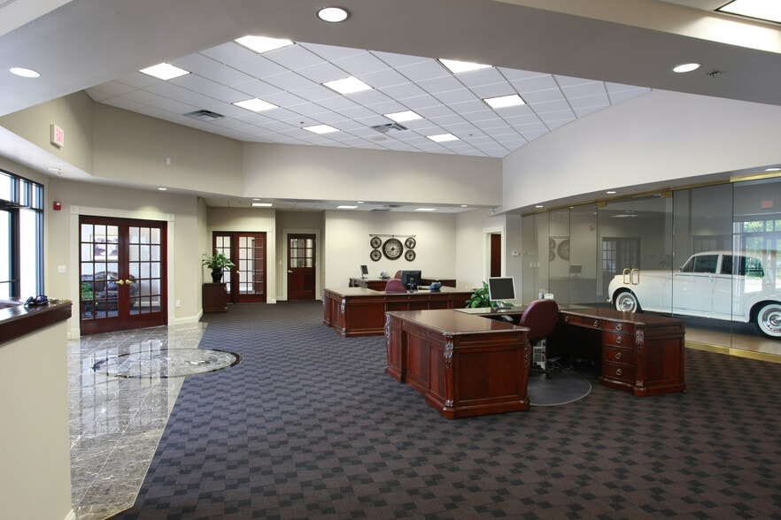 25 Bond St, Haverhill, MA for lease - Interior Photo - Image 3 of 6