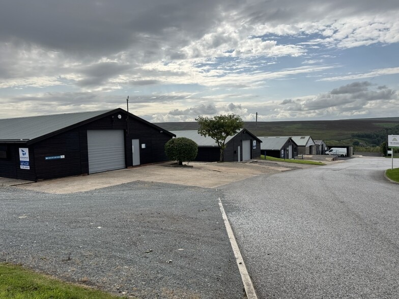 4J's Workspace, Turkey Lodge, Cragg Vale, Hebden Bridge for lease - Building Photo - Image 2 of 7