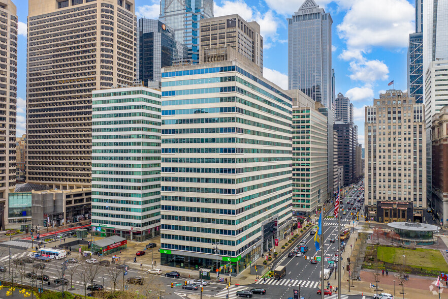 1500 John F Kennedy Blvd, Philadelphia, PA for lease - Primary Photo - Image 1 of 41