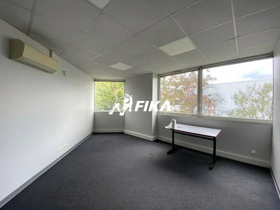 Office in Toulouse for lease Building Photo- Image 1 of 7