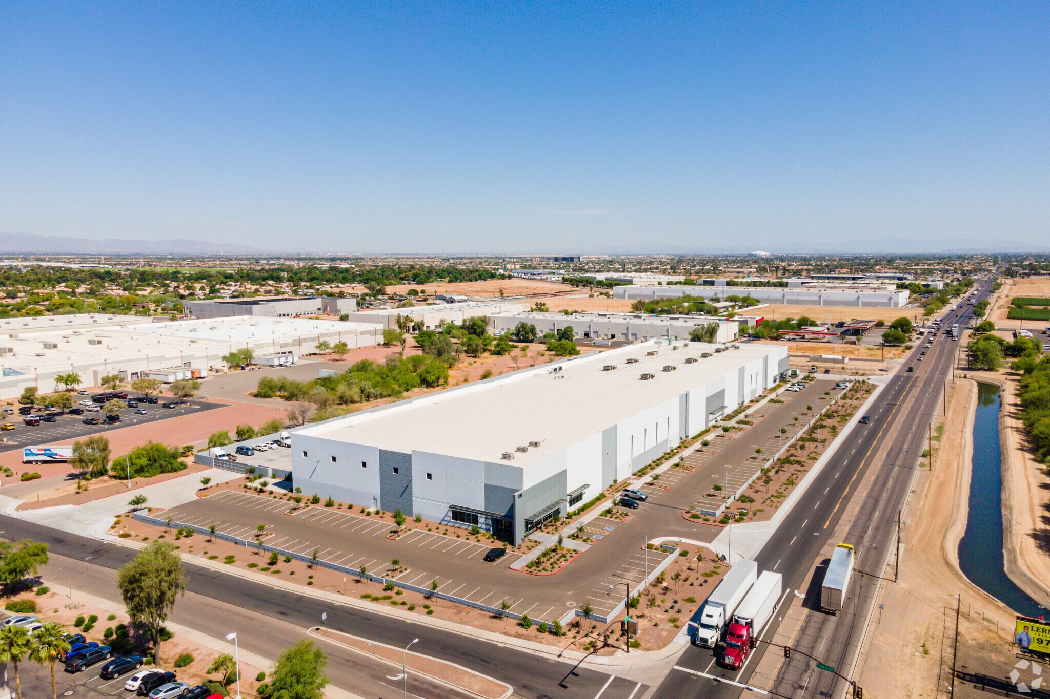 120 N 83rd Ave, Tolleson, AZ 85353 Cubework Phoenix SUITE 100