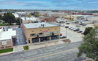 More details for 123 E Broadway St, Newton, KS - Retail for Lease