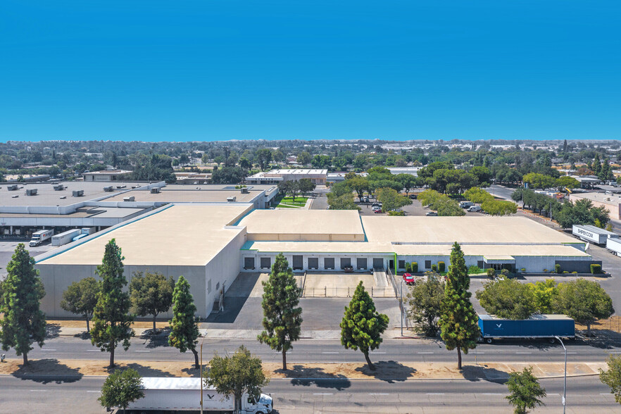 1931 G St, Fresno, CA for lease - Building Photo - Image 1 of 25