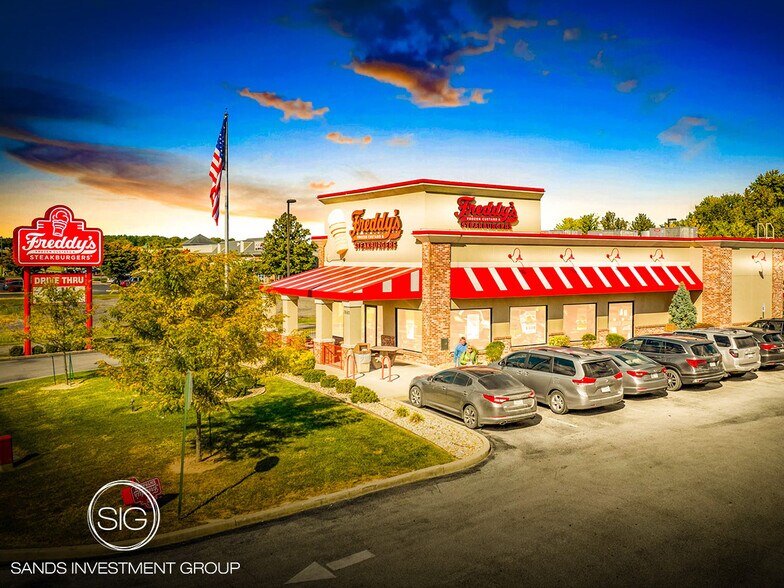 3660 W Jonathan Moore Pike, Columbus, IN for sale - Building Photo - Image 1 of 1